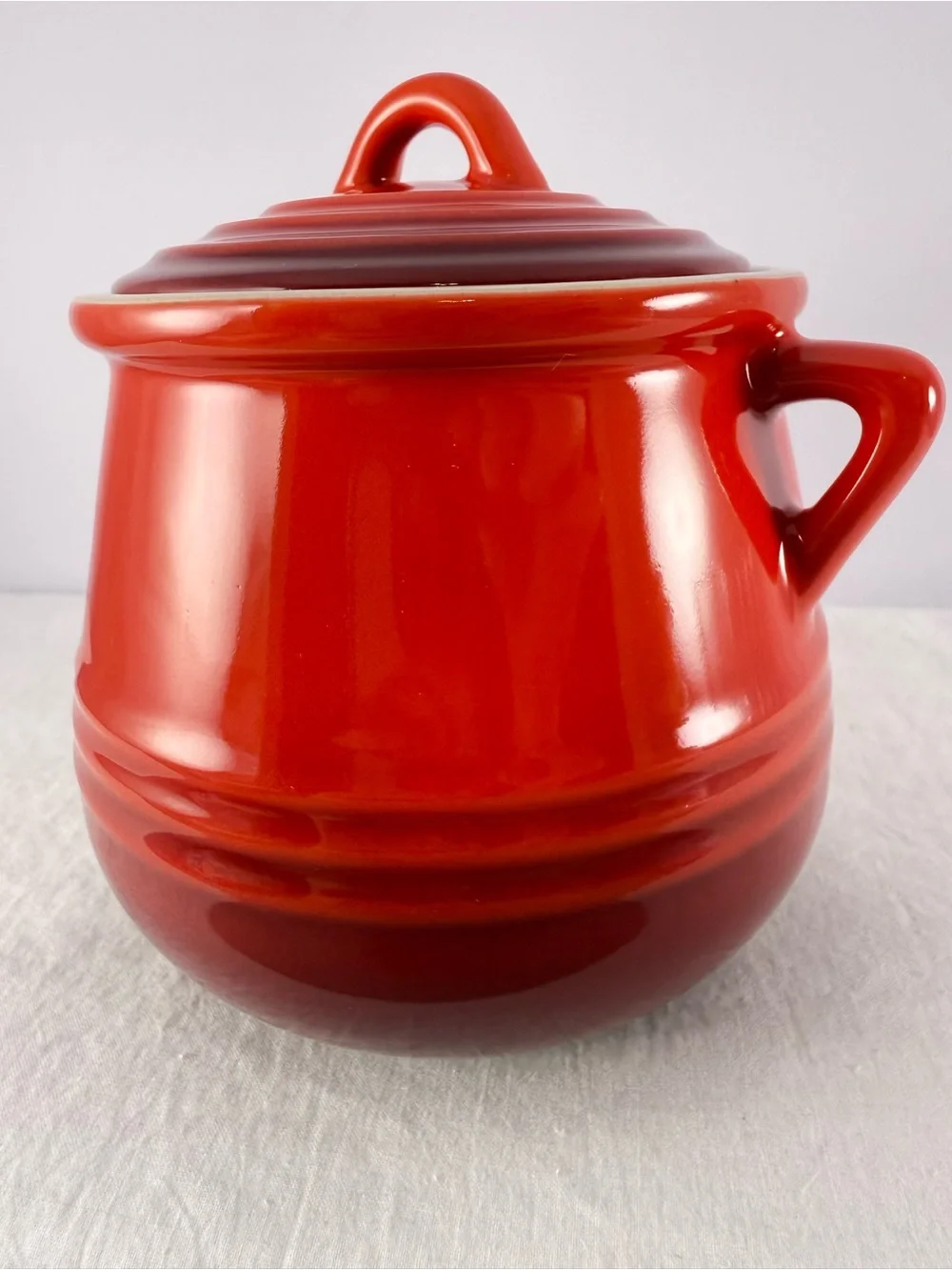 Le Creuset Red Ombré/Cerise Stoneware Mini Bean Pot with Lid